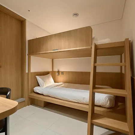 Hotel On You