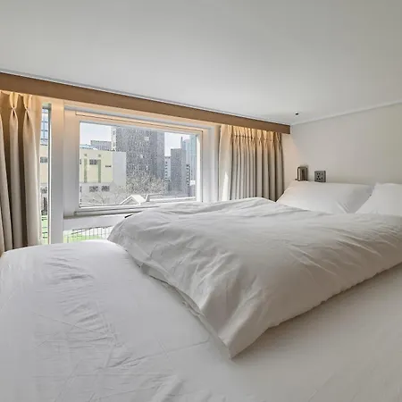 Hotel On You
