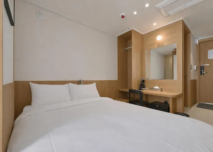 Hotel On *