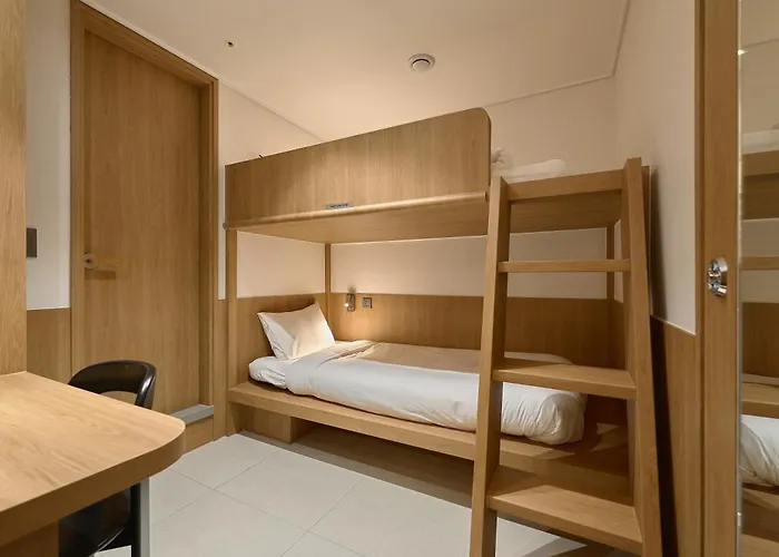 Hotel On *