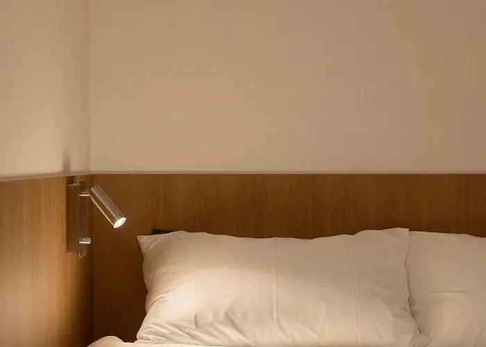 Hotel On *